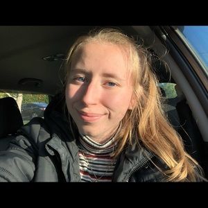 Meet your Posher, Leonie